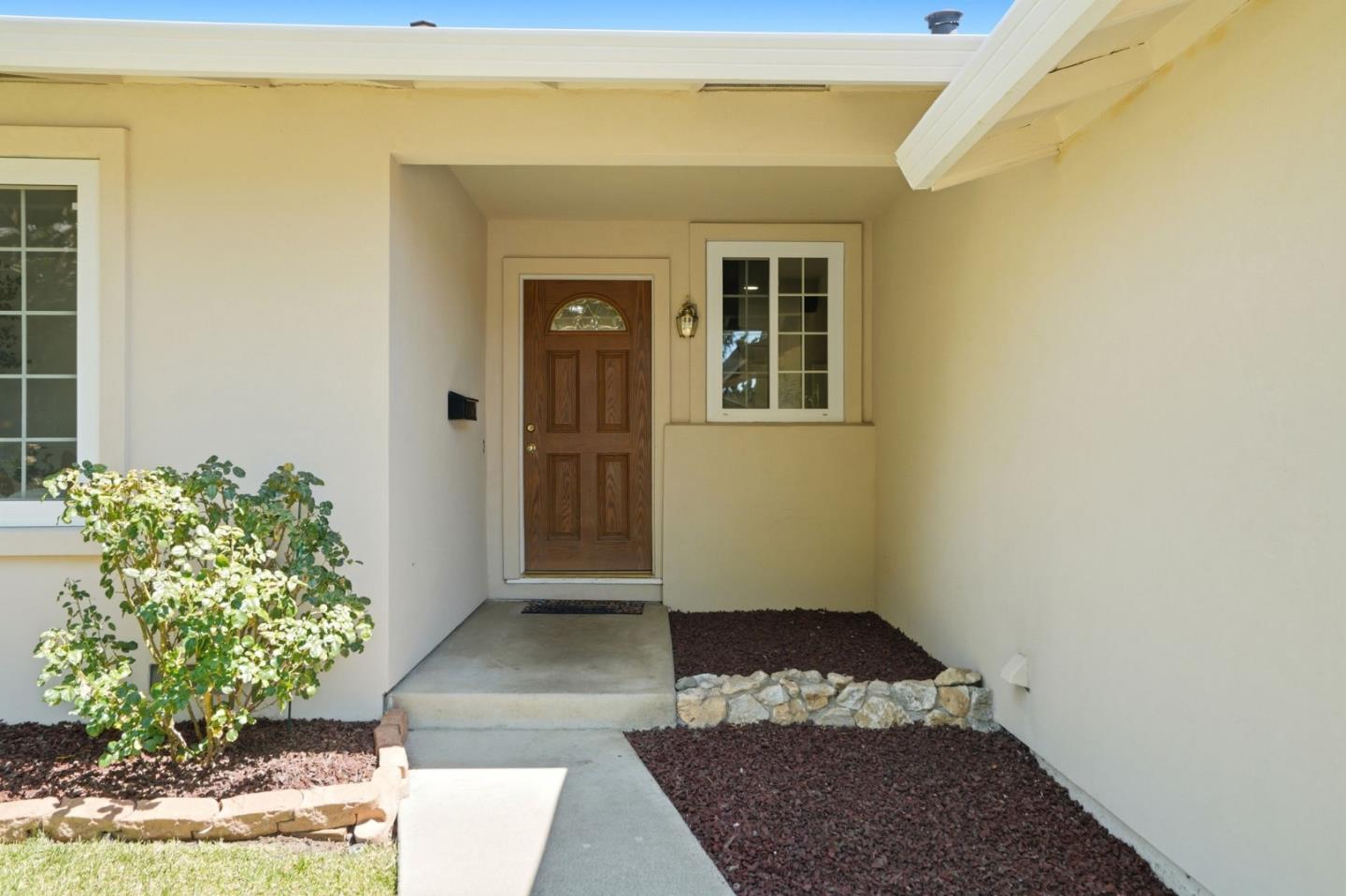 553 Shawnee Lane