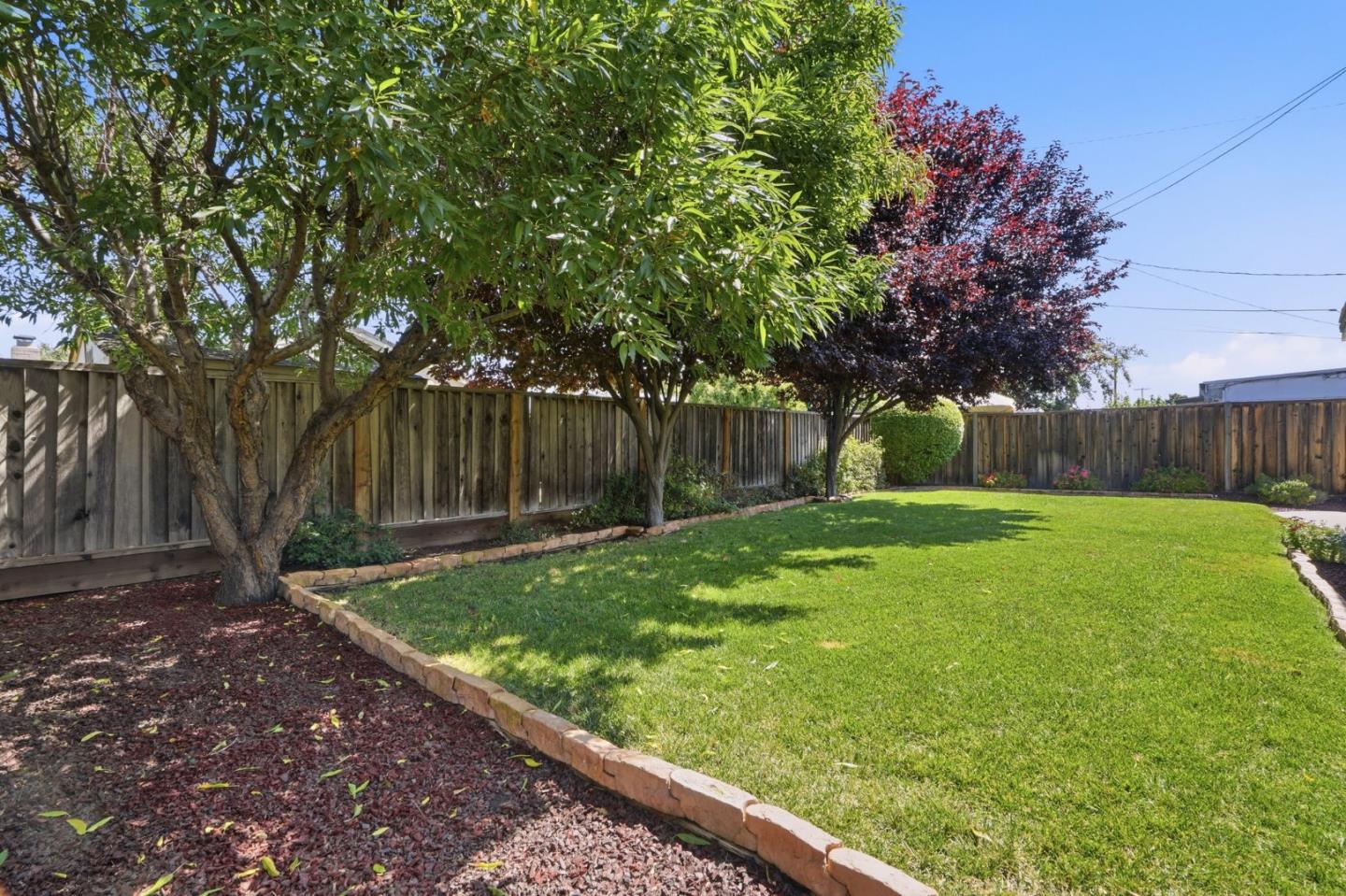 553 Shawnee Lane