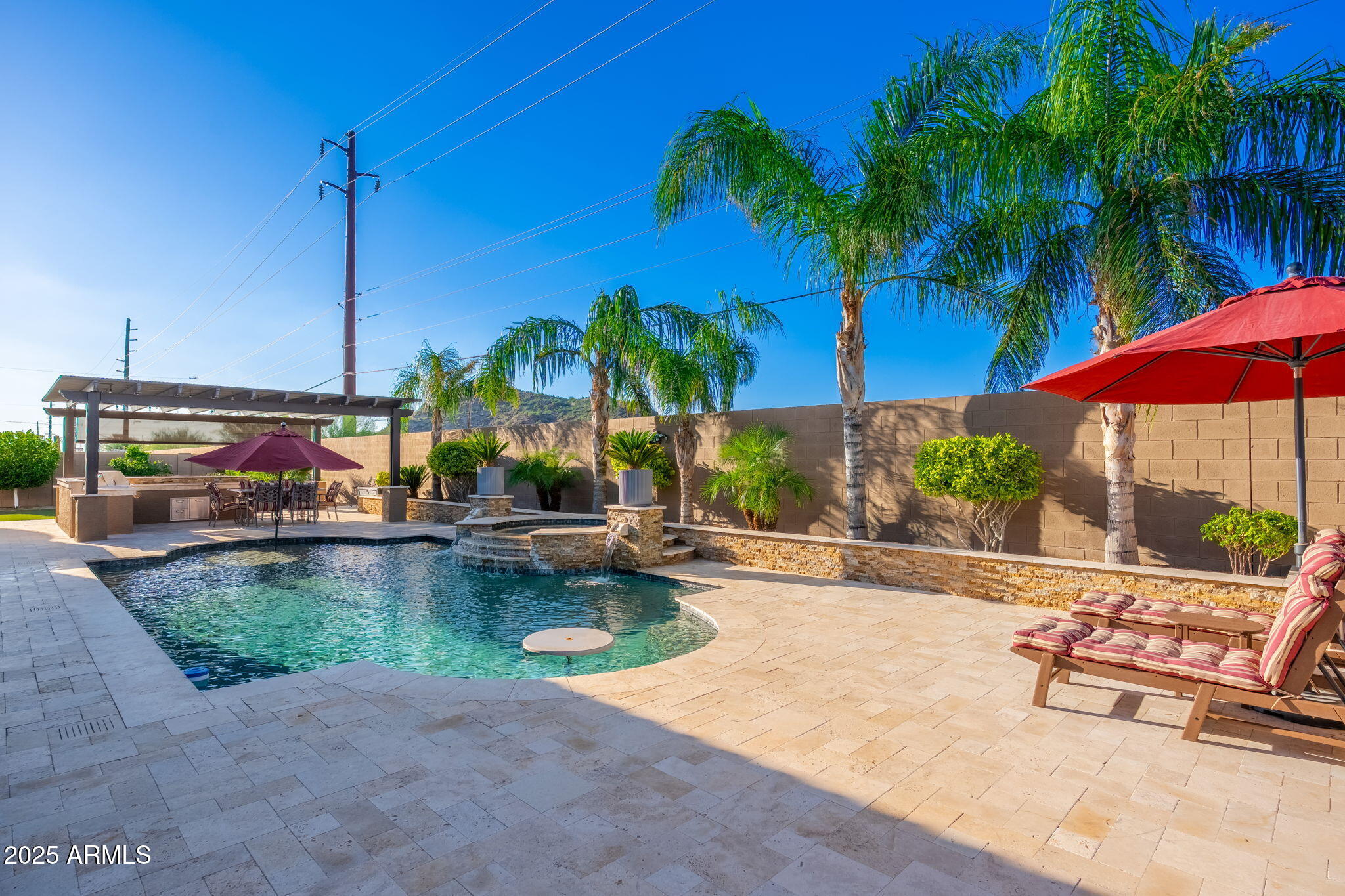 10136 E GRANDVIEW Street