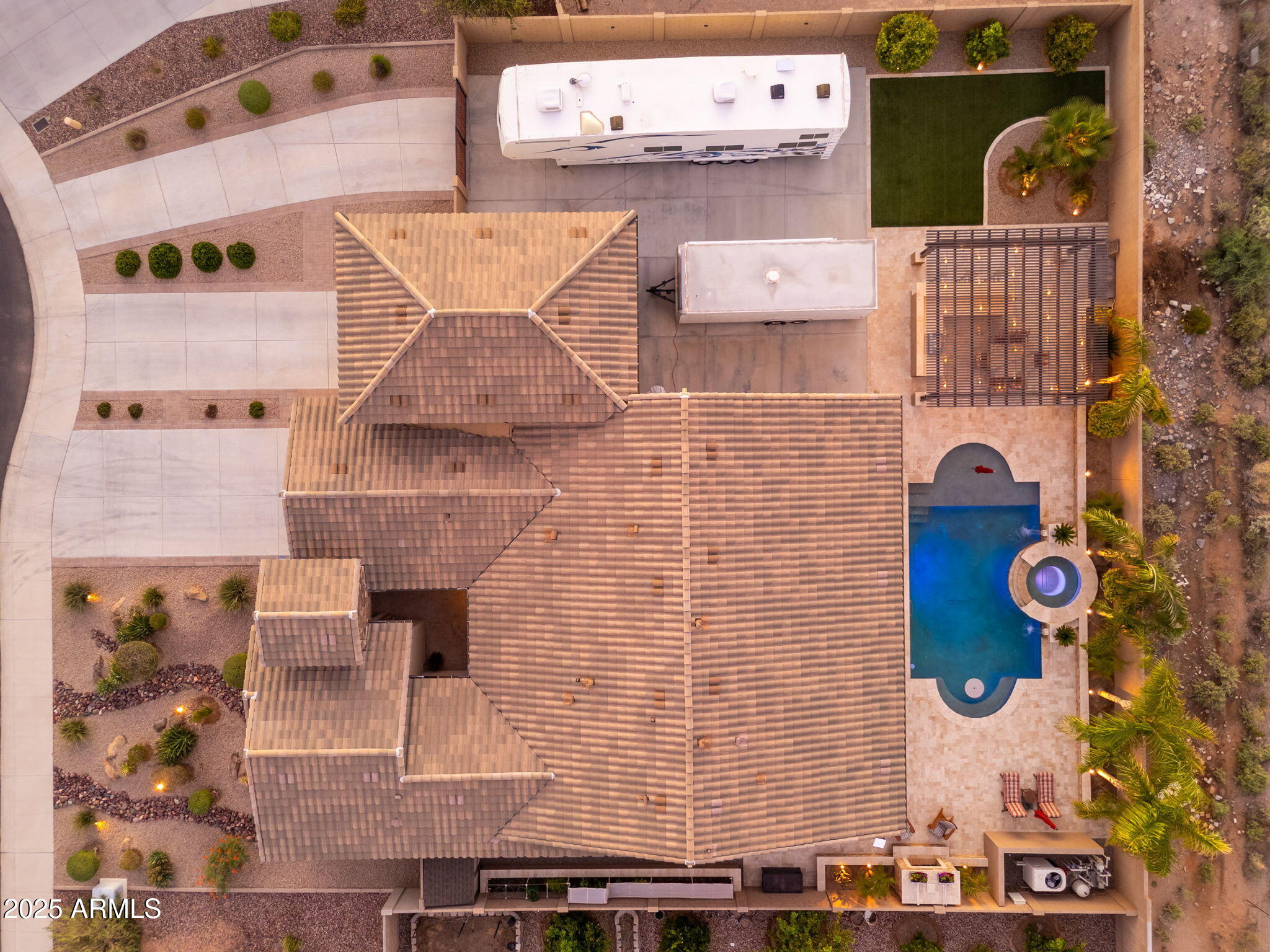 10136 E GRANDVIEW Street