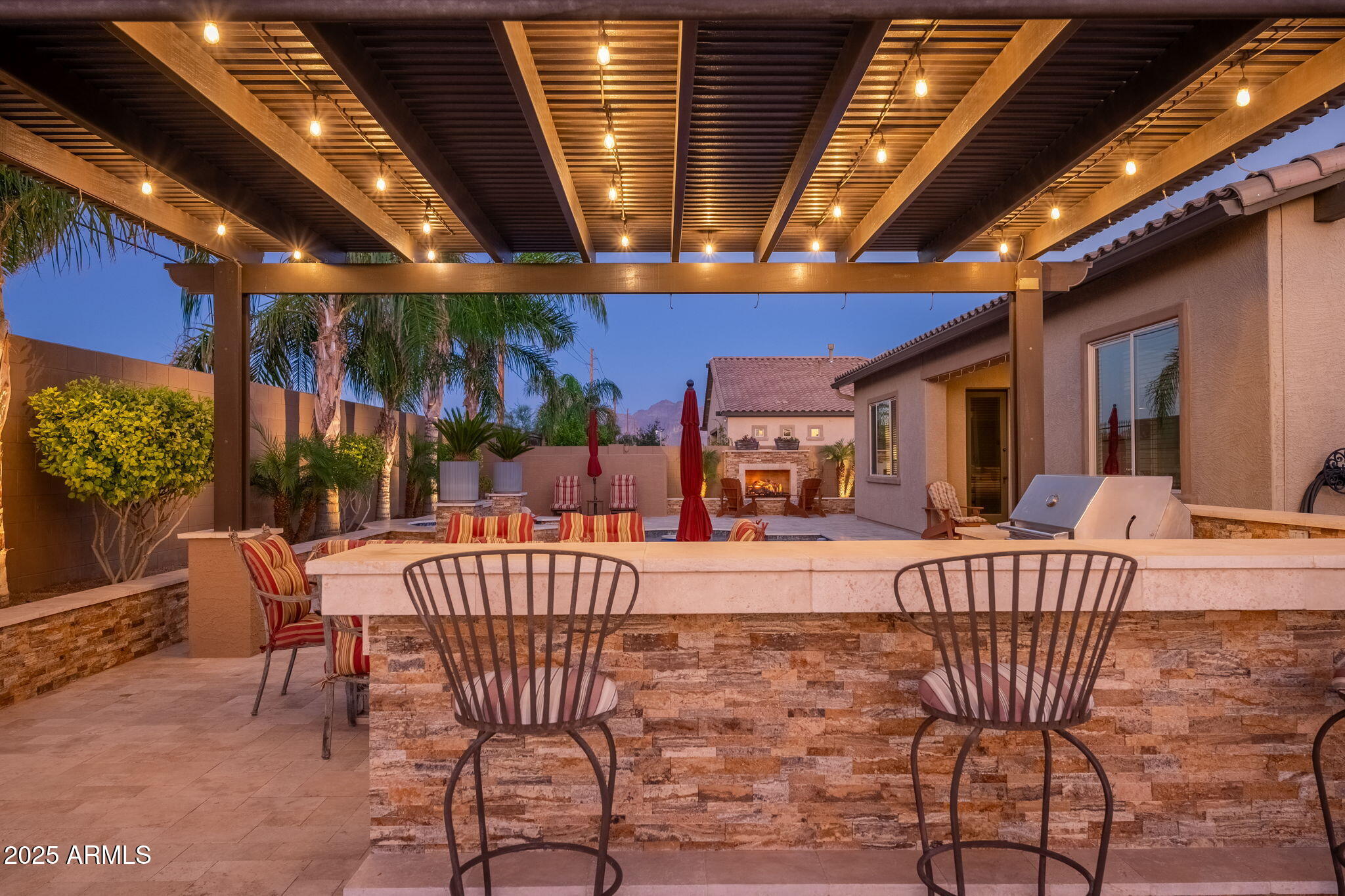 10136 E GRANDVIEW Street