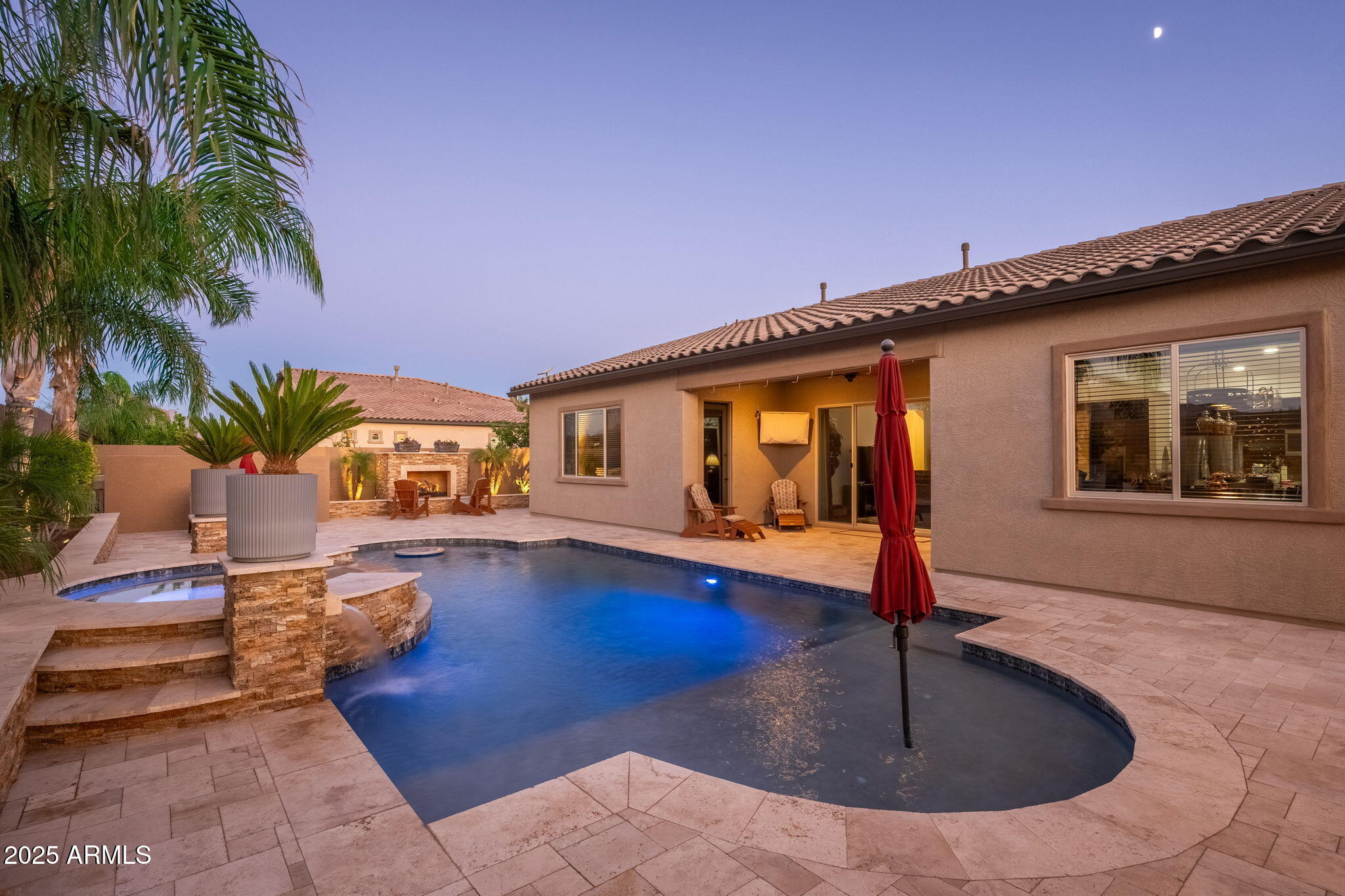 10136 E GRANDVIEW Street