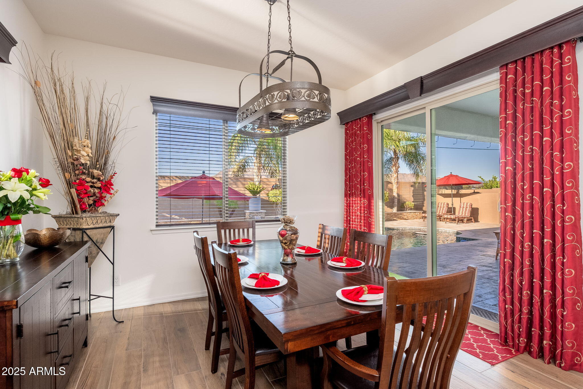 10136 E GRANDVIEW Street