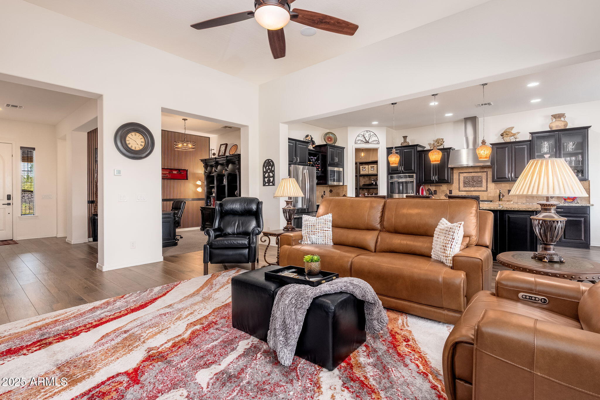 10136 E GRANDVIEW Street