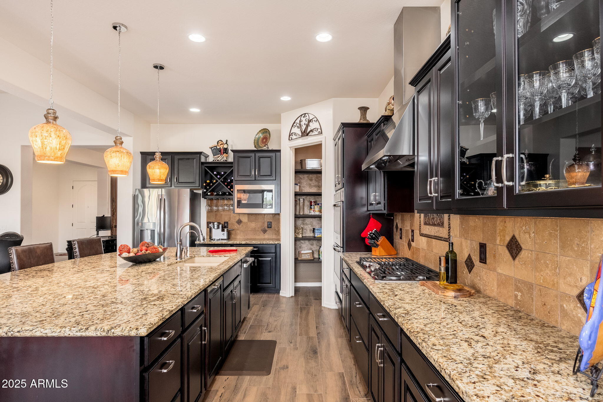 10136 E GRANDVIEW Street