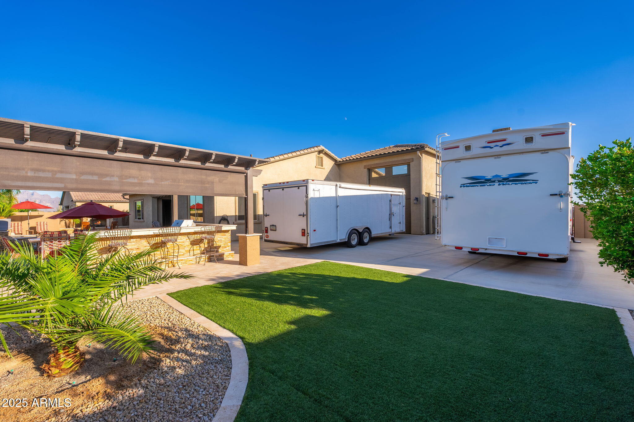 10136 E GRANDVIEW Street