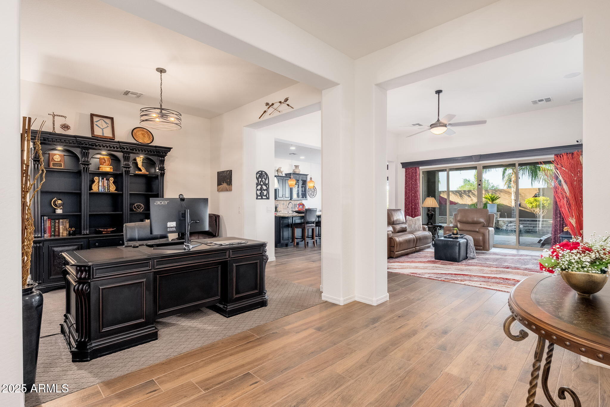 10136 E GRANDVIEW Street