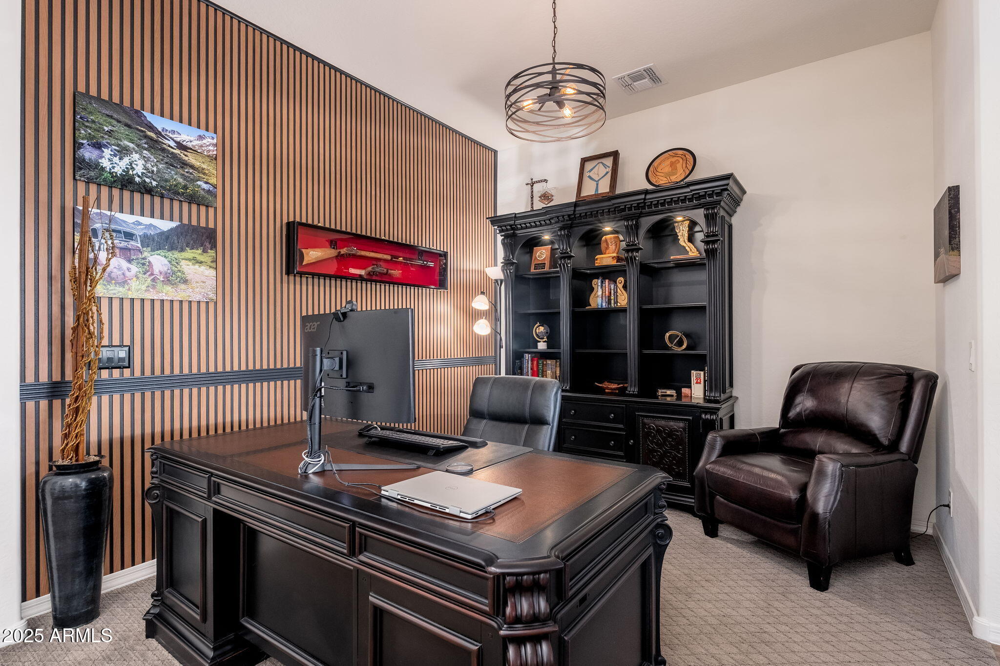 10136 E GRANDVIEW Street