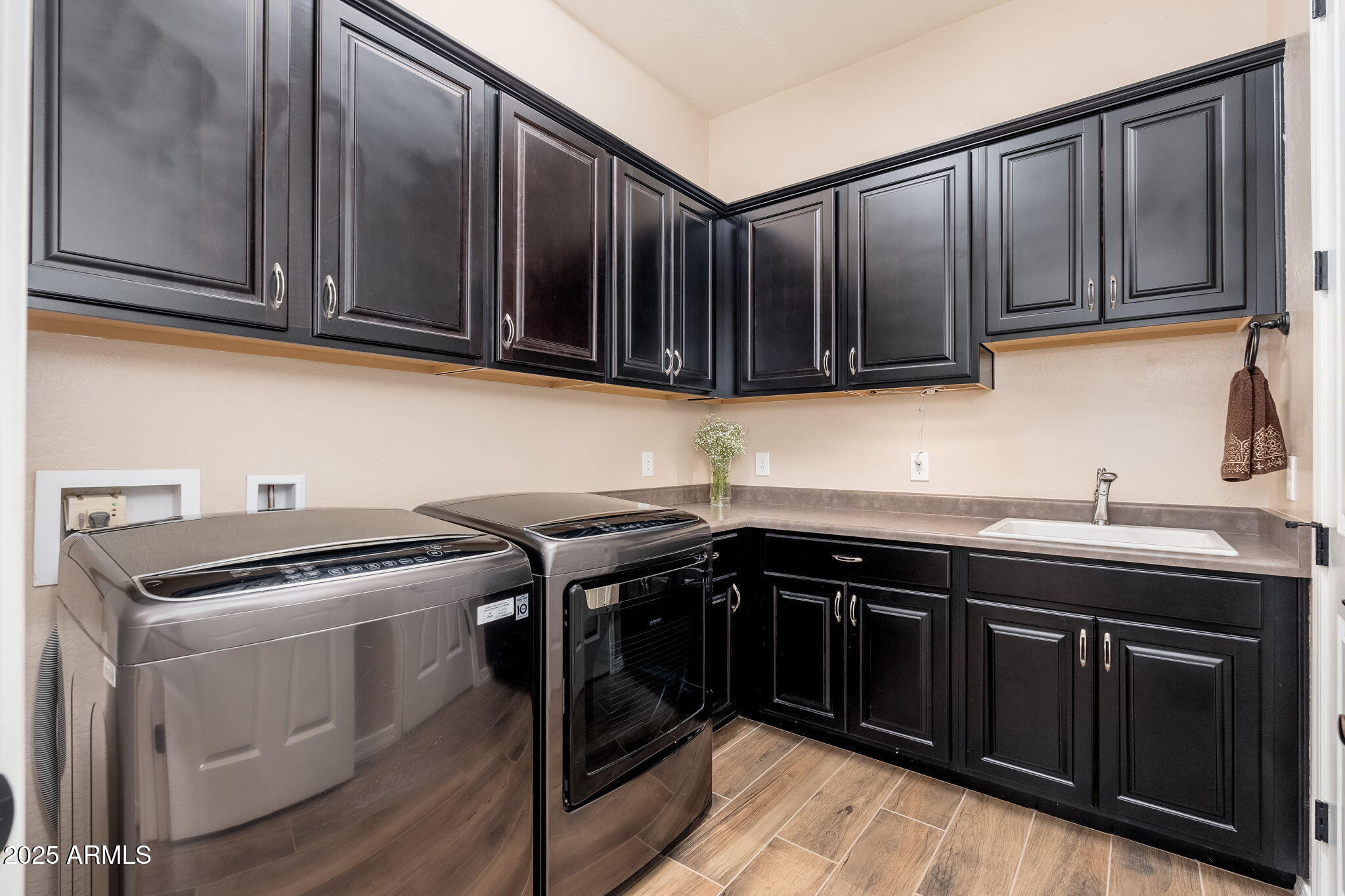 10136 E GRANDVIEW Street