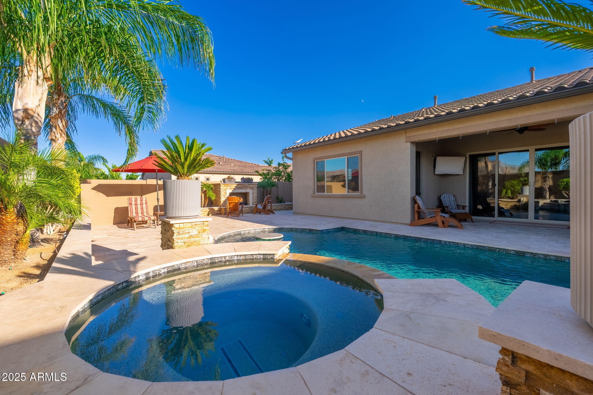 10136 E GRANDVIEW Street