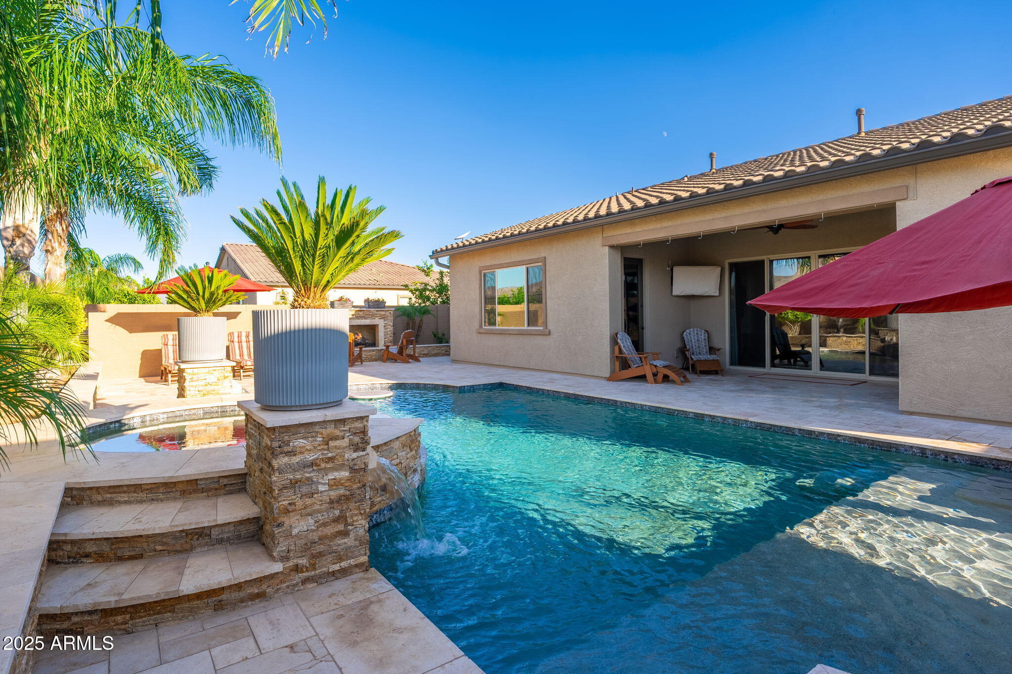 10136 E GRANDVIEW Street