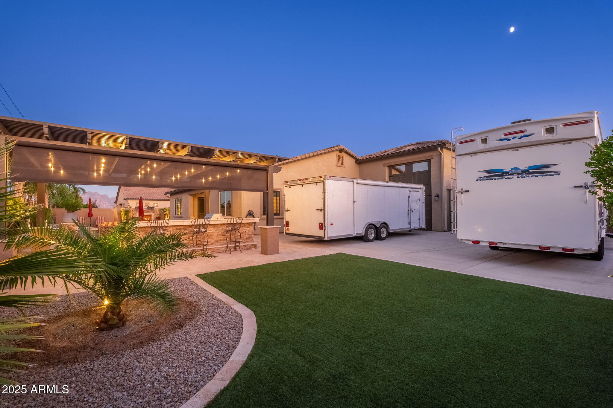 10136 E GRANDVIEW Street