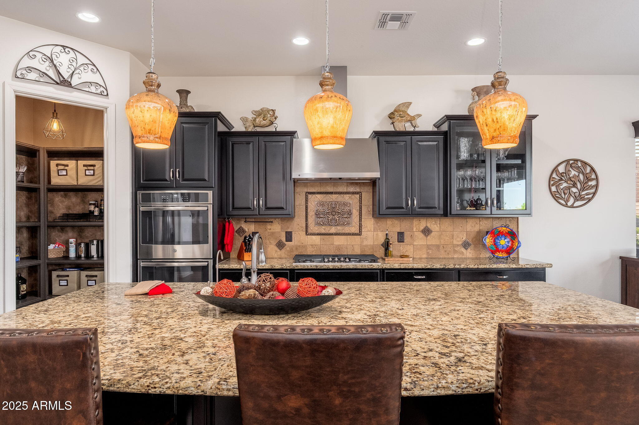 10136 E GRANDVIEW Street