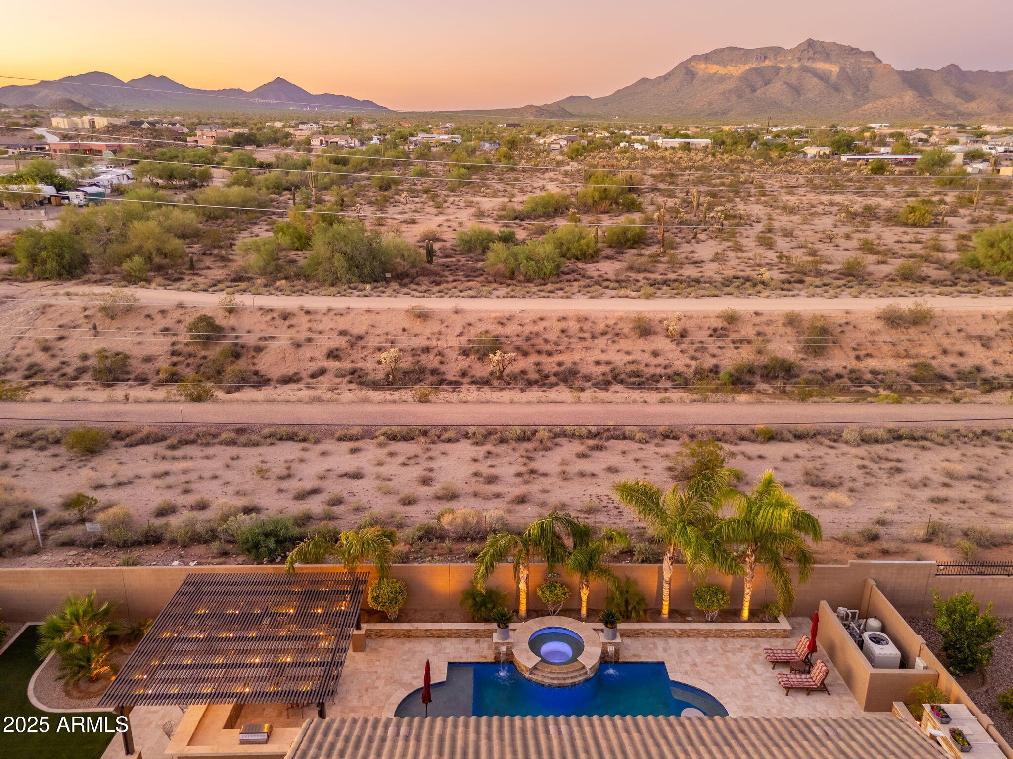 10136 E GRANDVIEW Street