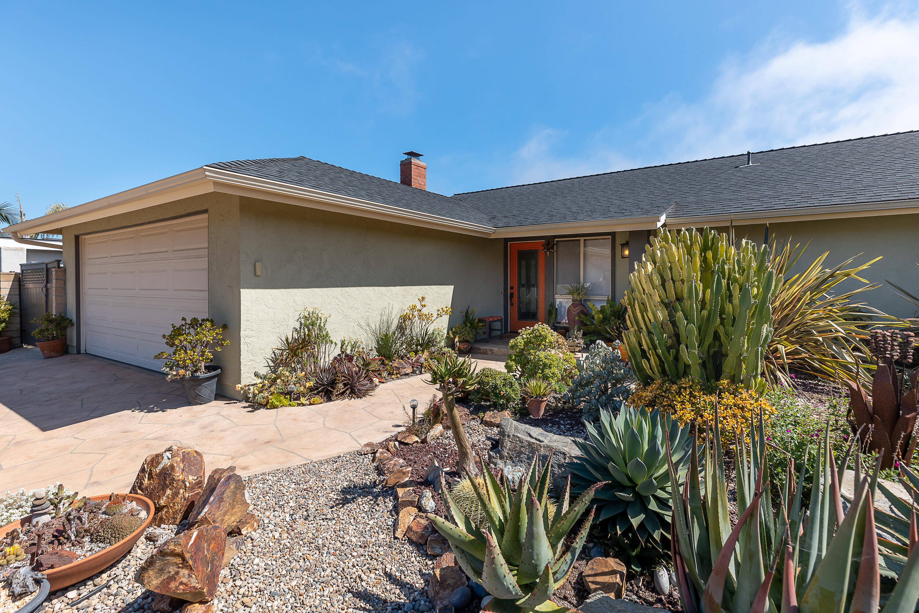 4655 Aragon Drive
