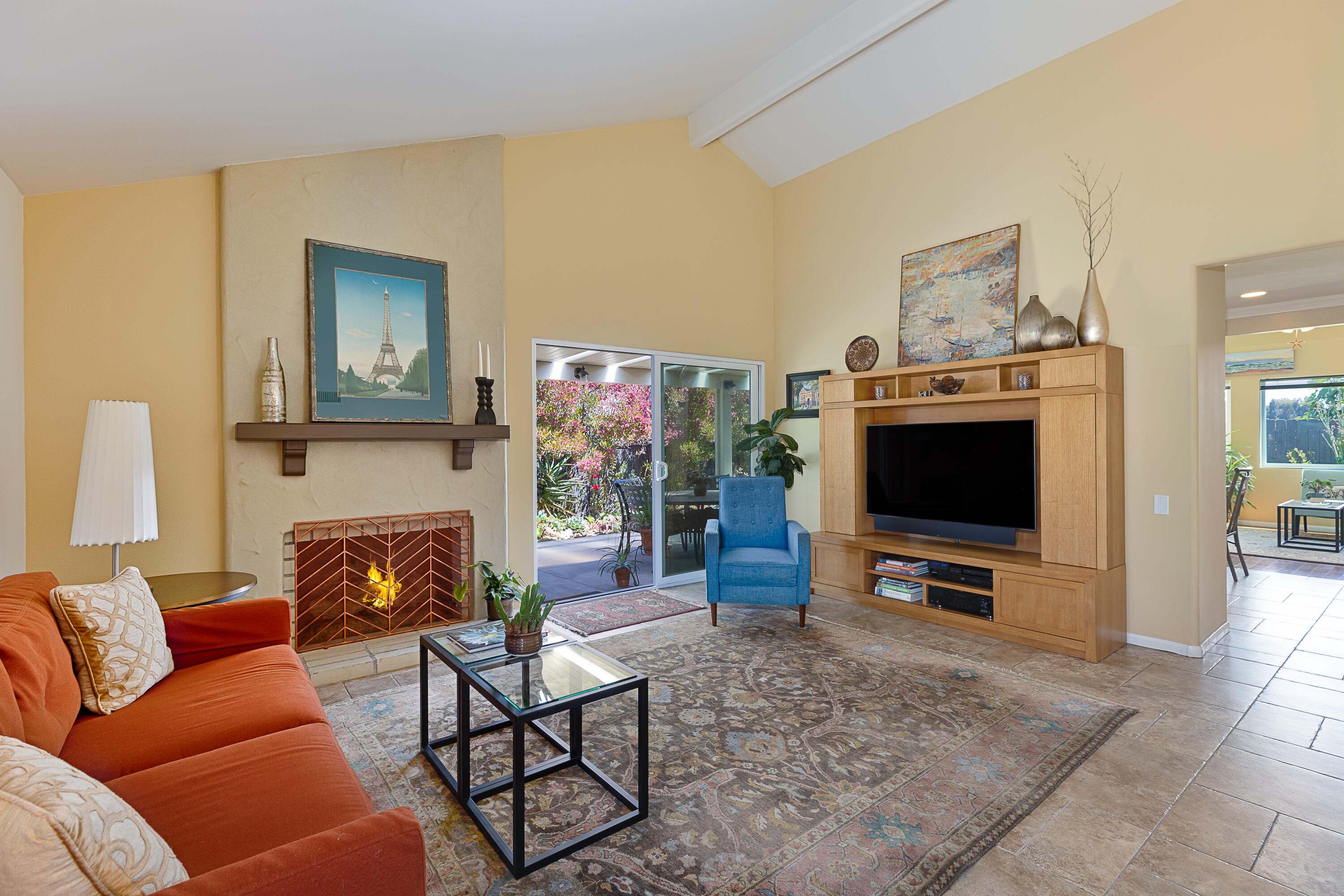 4655 Aragon Drive