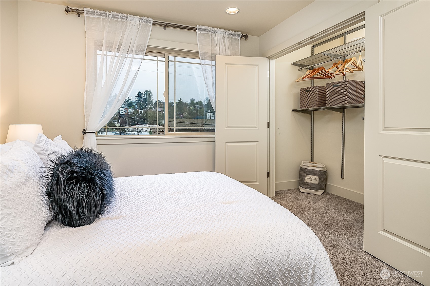 4110 37th Ave S Unit: B