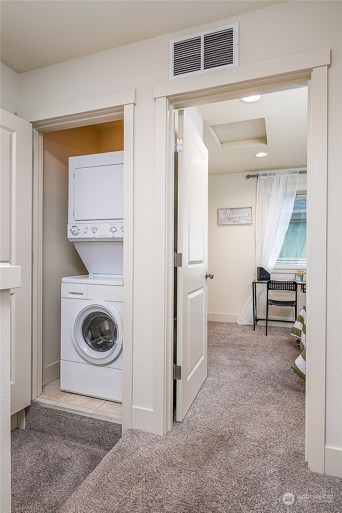 4110 37th Ave S Unit: B