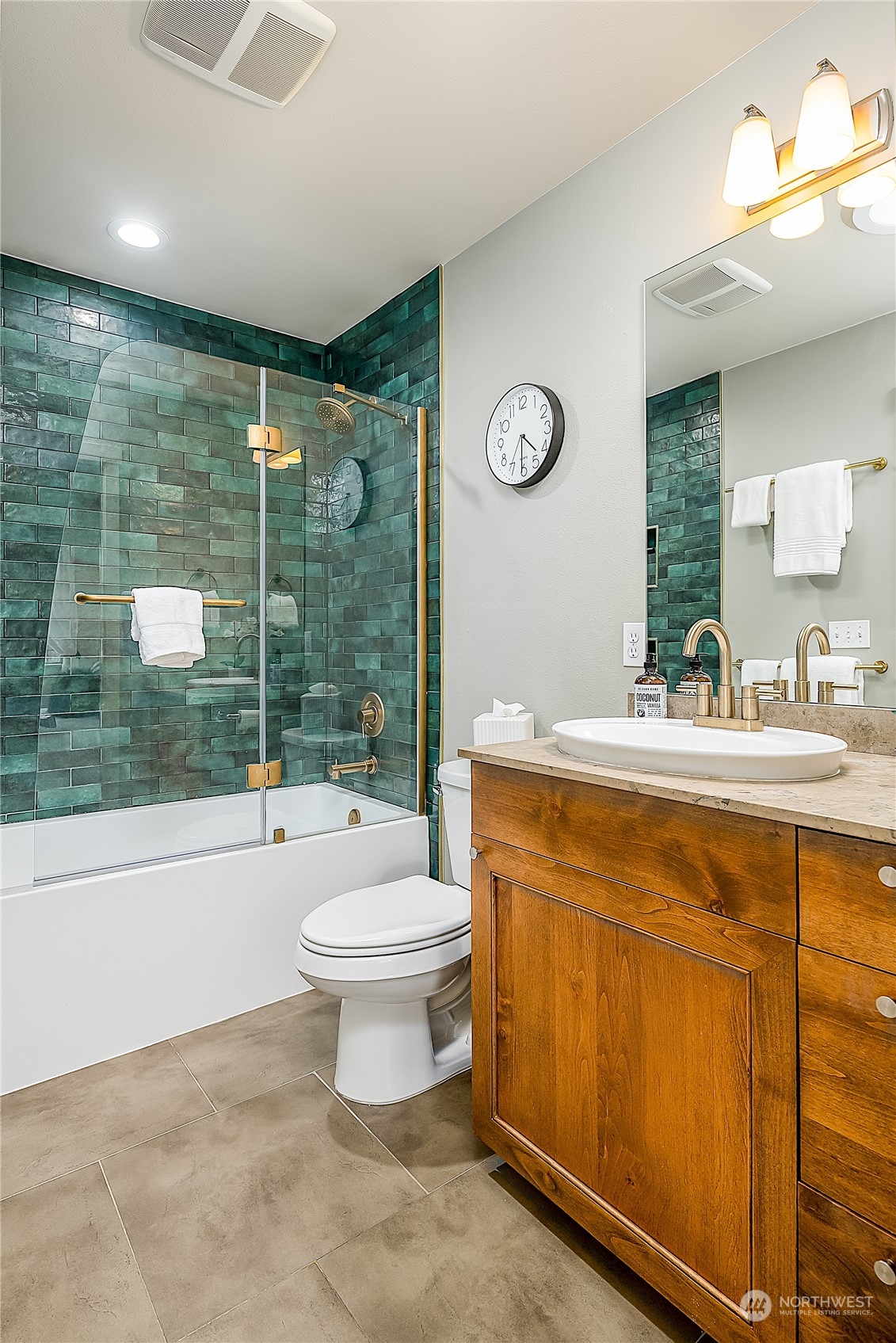 4110 37th Ave S Unit: B