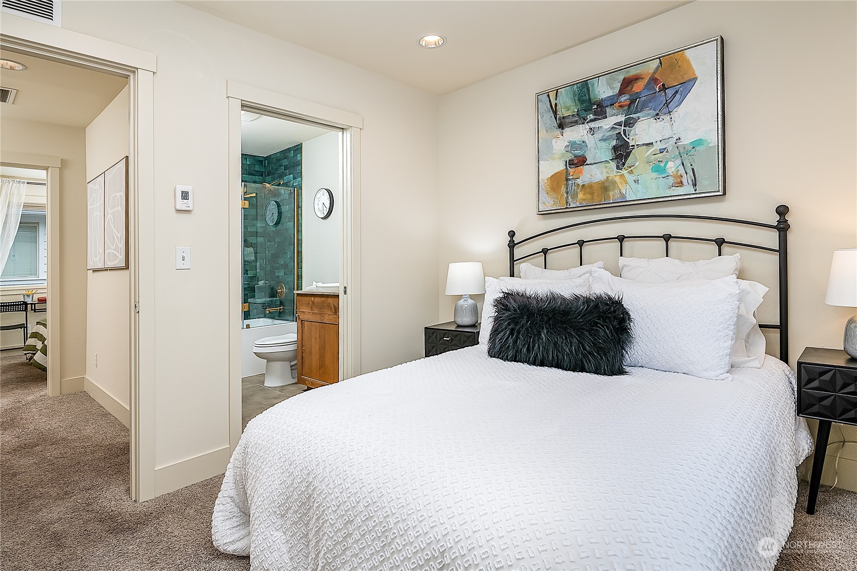 4110 37th Ave S Unit: B