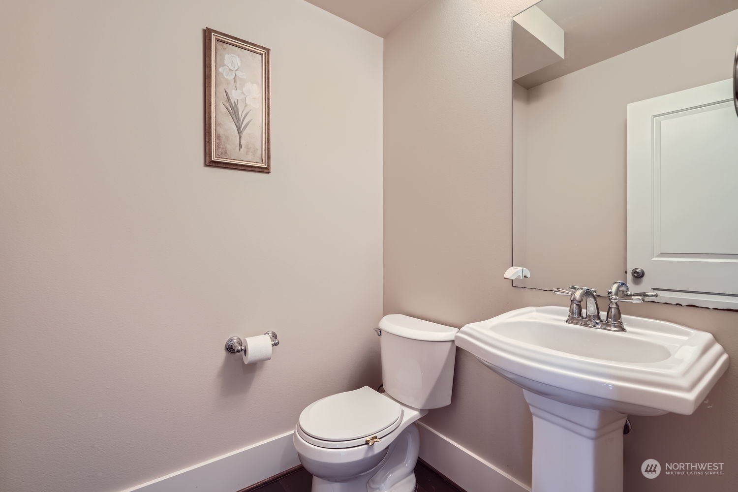 4715 NE 23rd Place