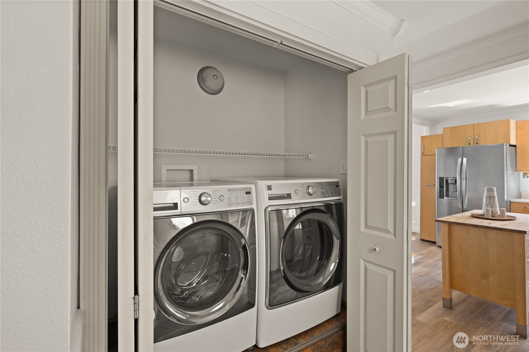 7295 Navajo Trail NE