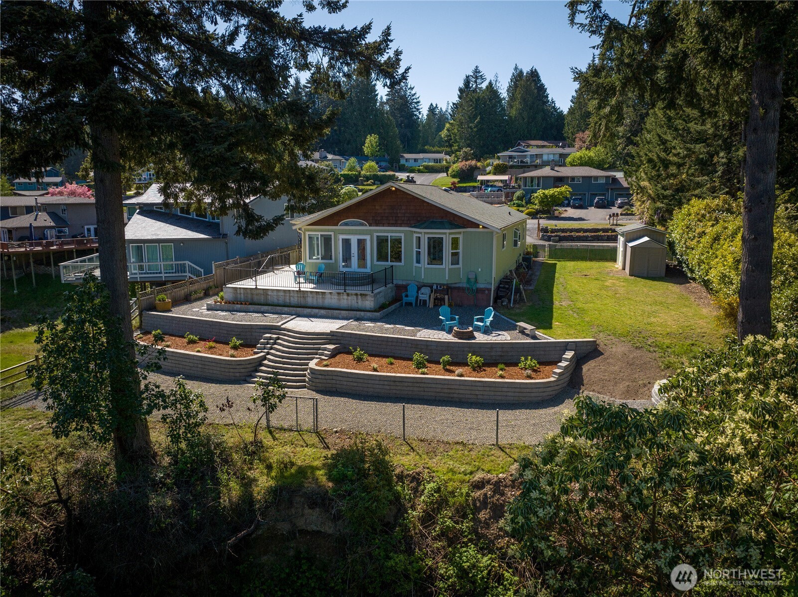 7295 Navajo Trail NE