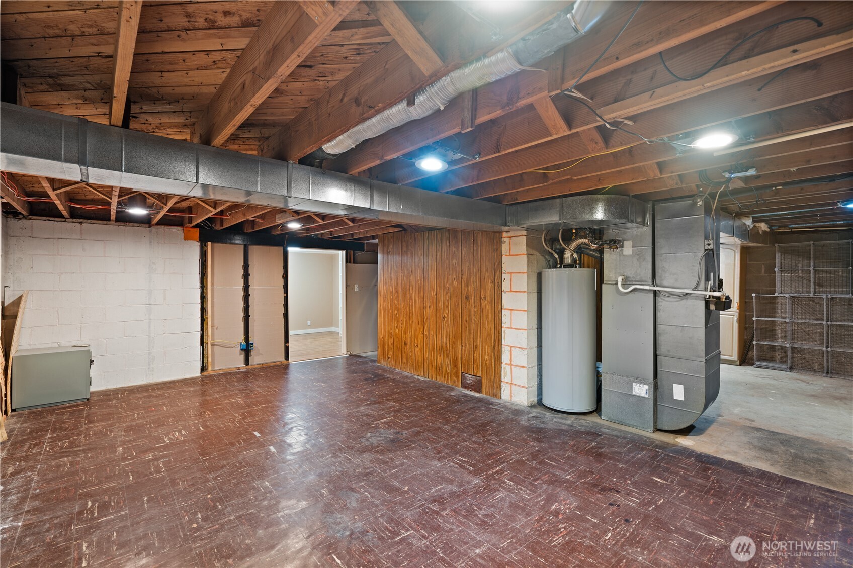 7295 Navajo Trail NE