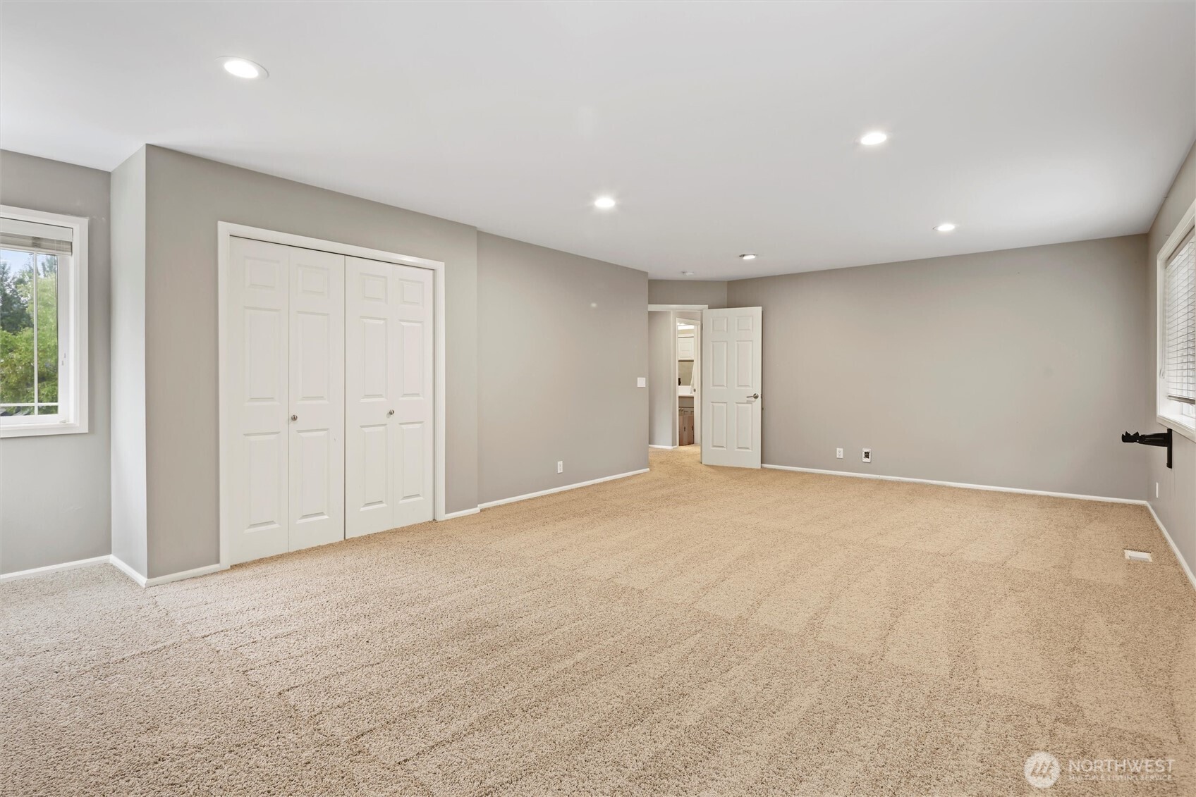 23926 SE 8th Place