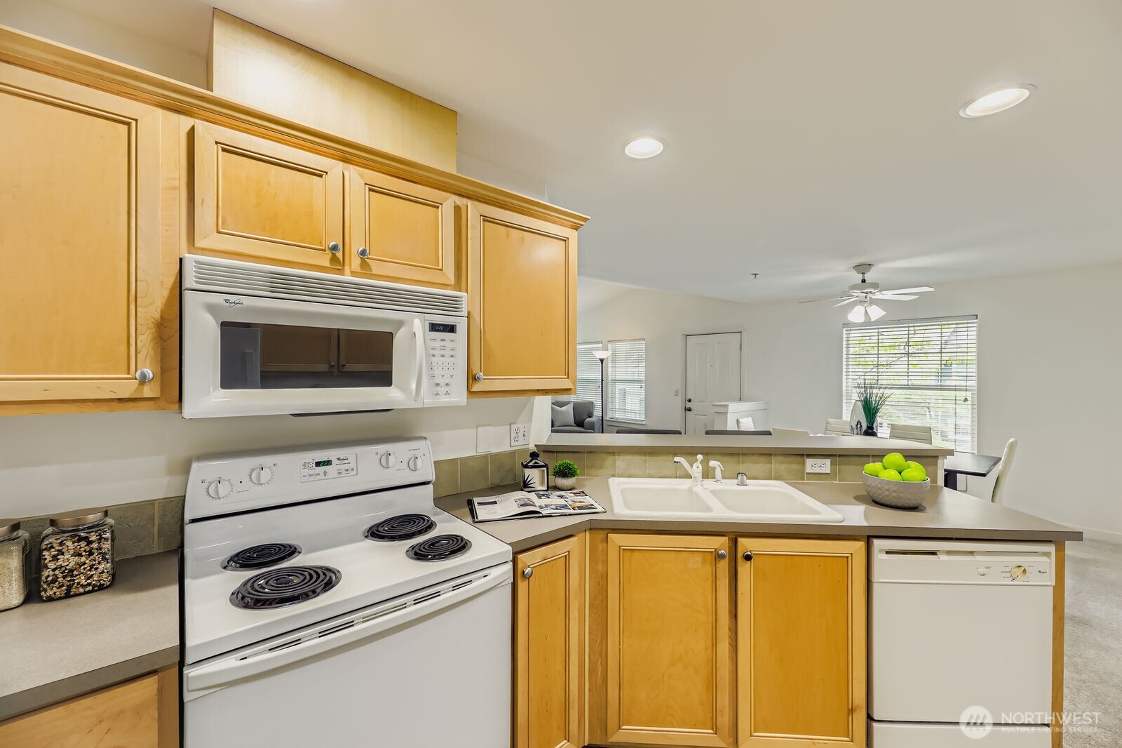 10630 221st Lane NE Unit: 204