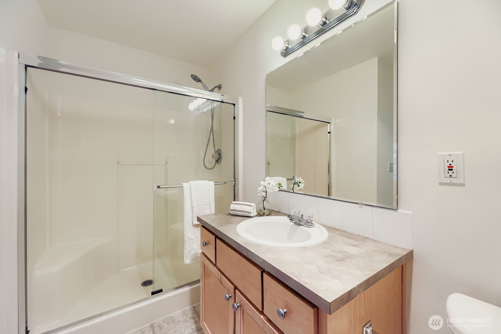 10630 221st Lane NE Unit: 204