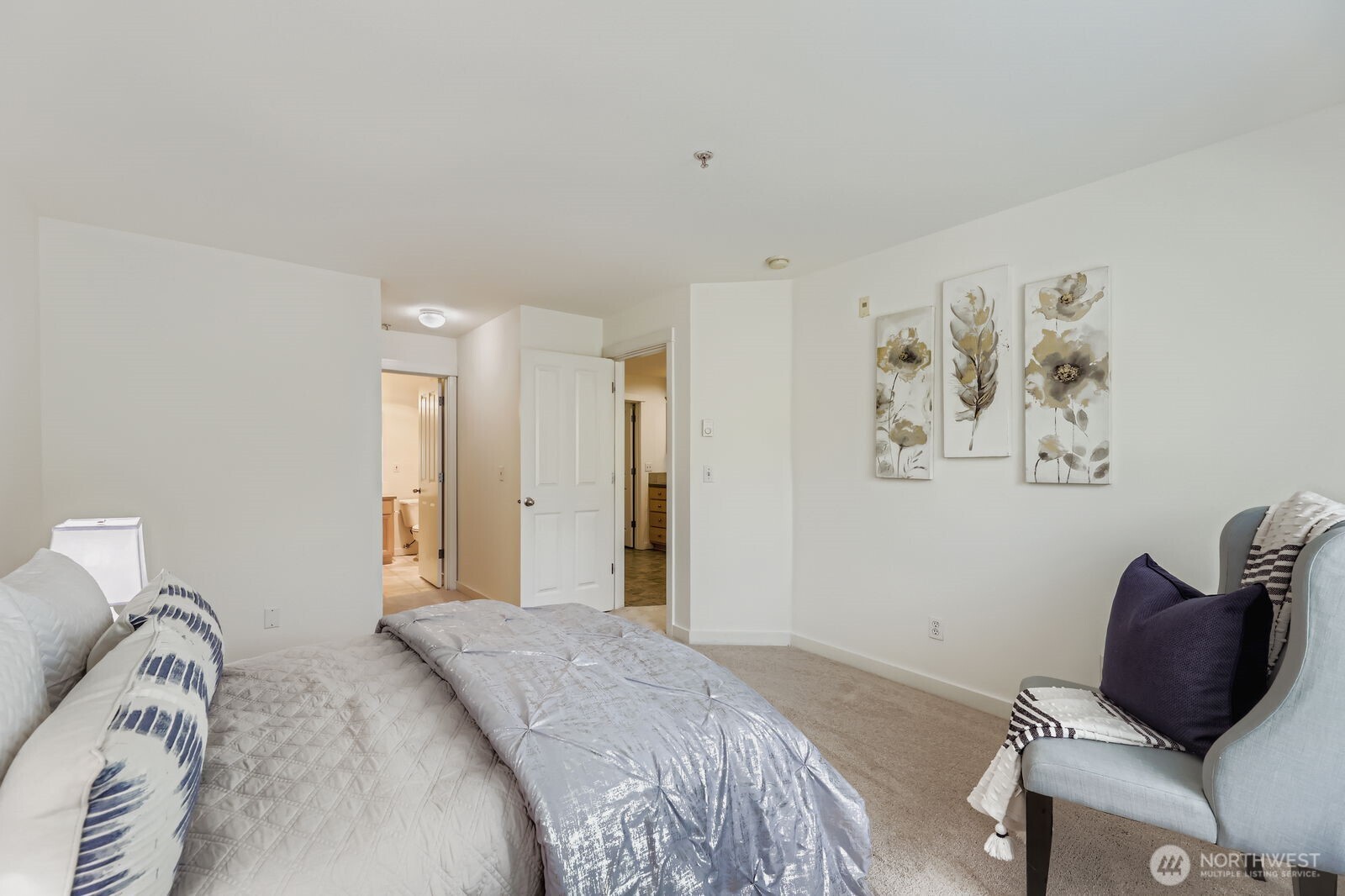 10630 221st Lane NE Unit: 204