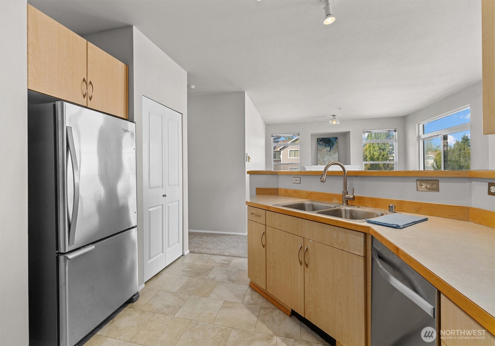 573 241st Lane SE Unit: #4