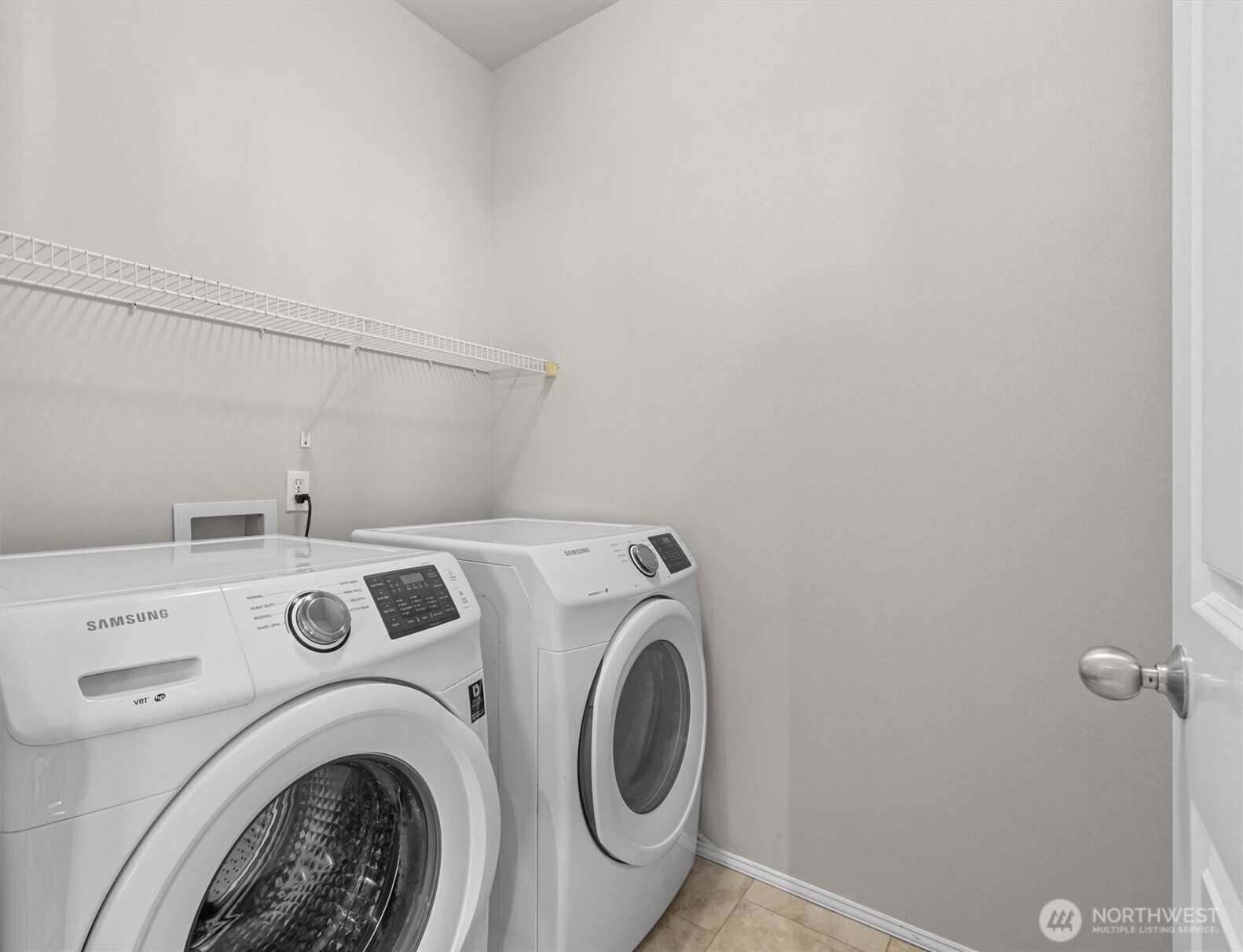 573 241st Lane SE Unit: #4