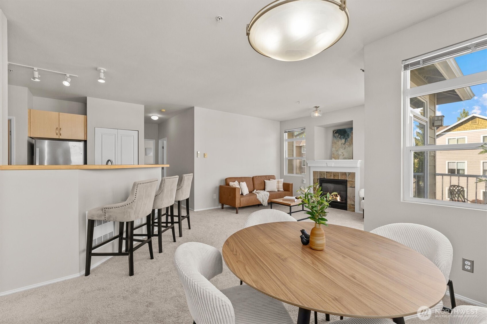 573 241st Lane SE Unit: #4