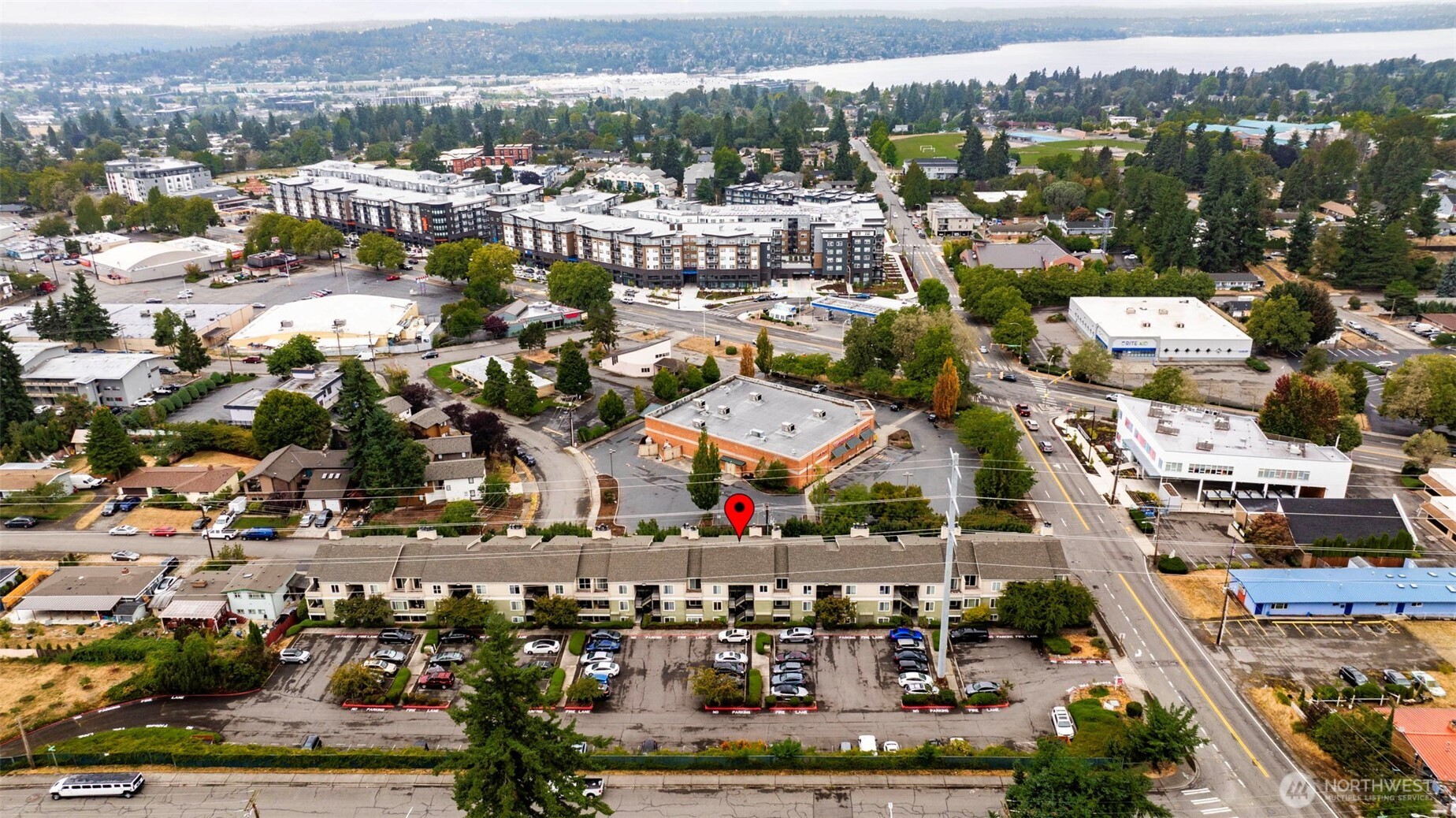 3233 NE 12th Street Unit: 207