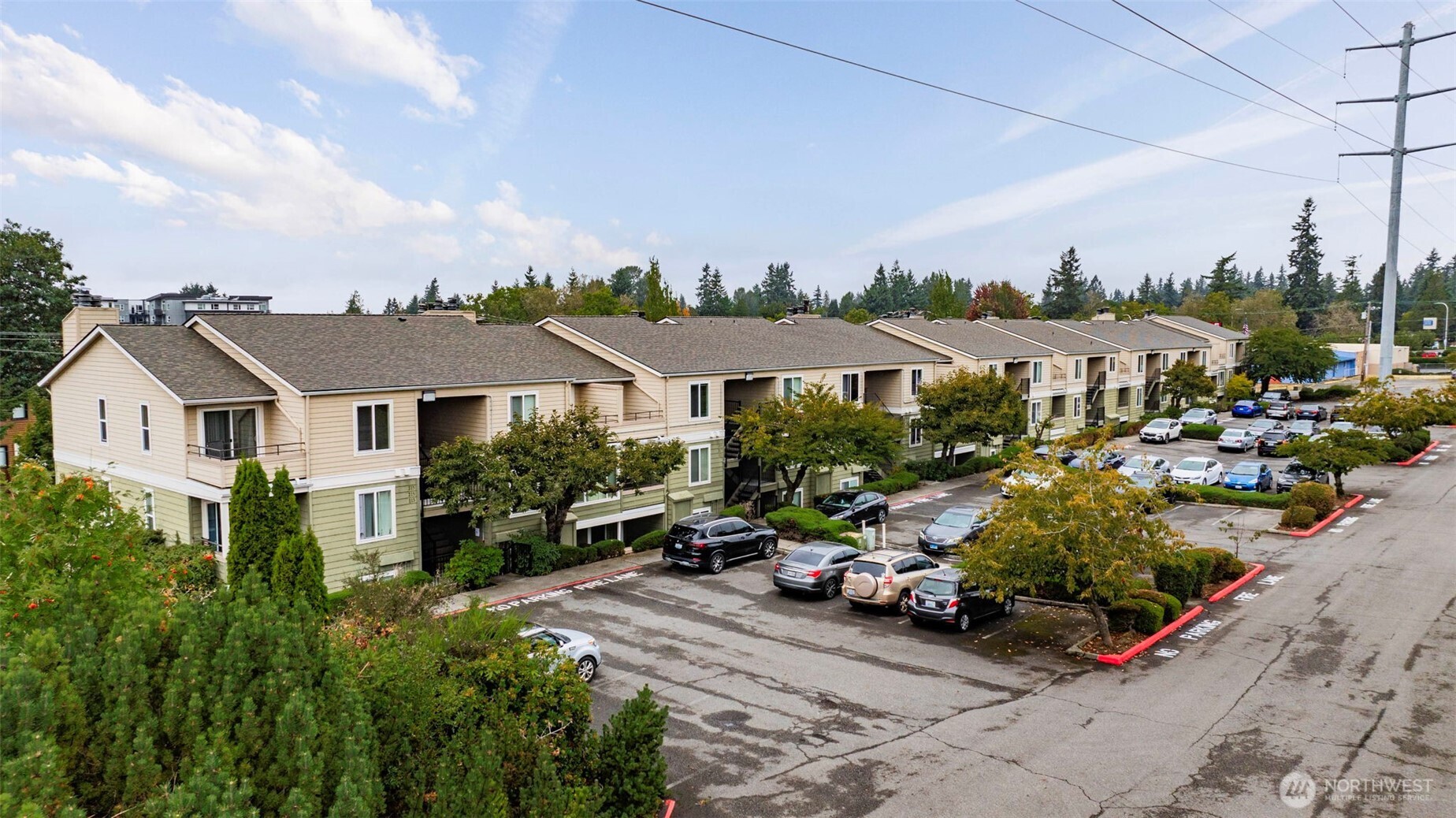 3233 NE 12th Street Unit: 207