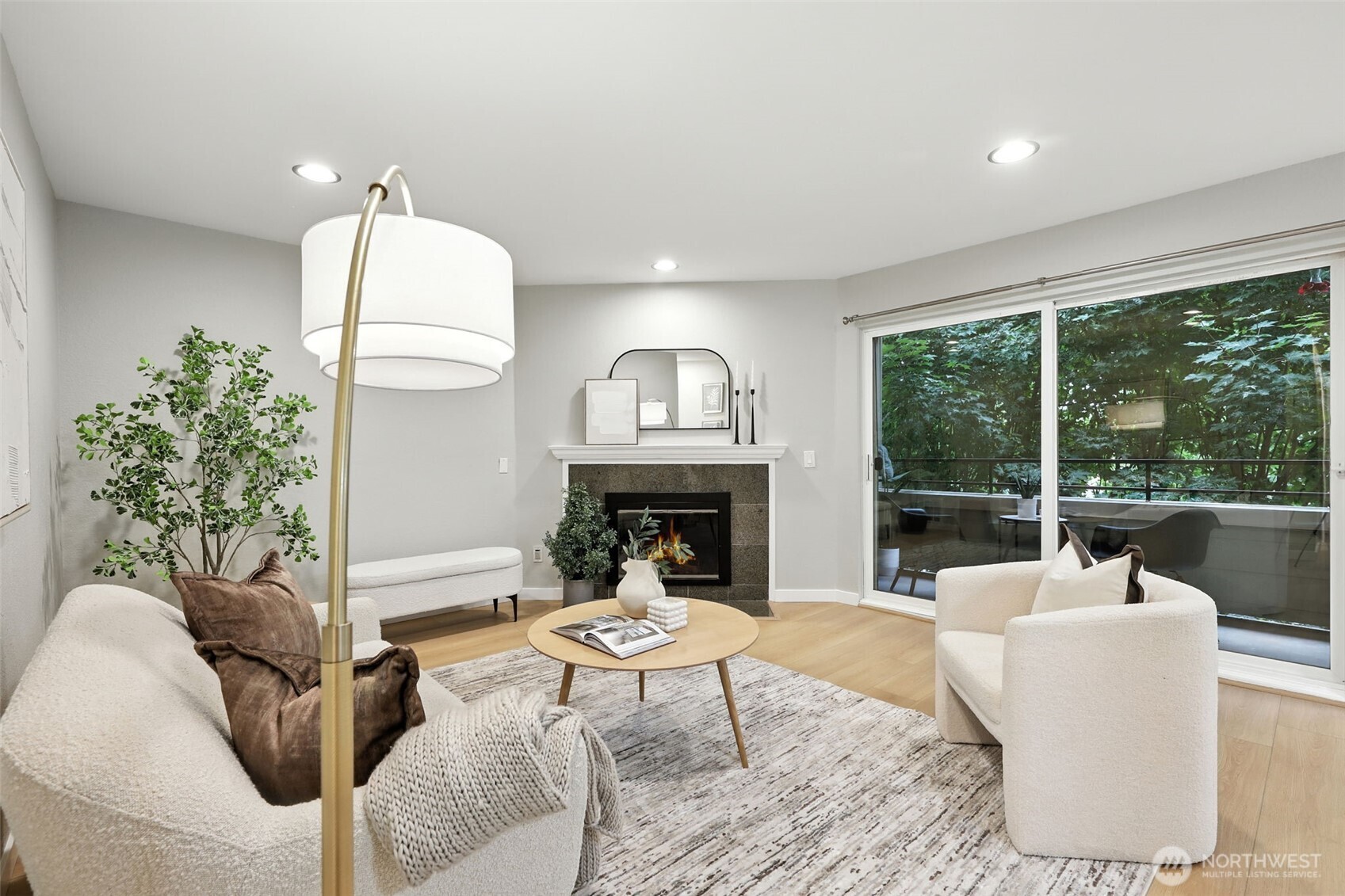 3233 NE 12th Street Unit: 207