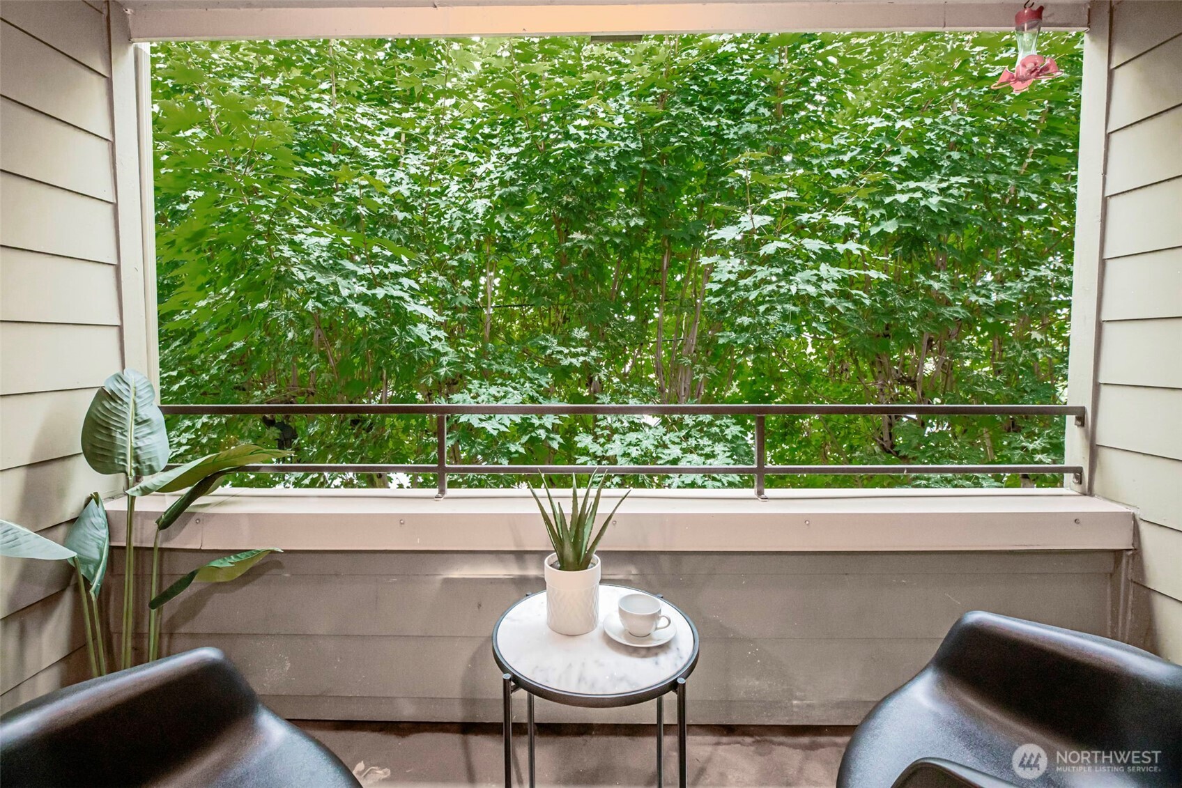 3233 NE 12th Street Unit: 207