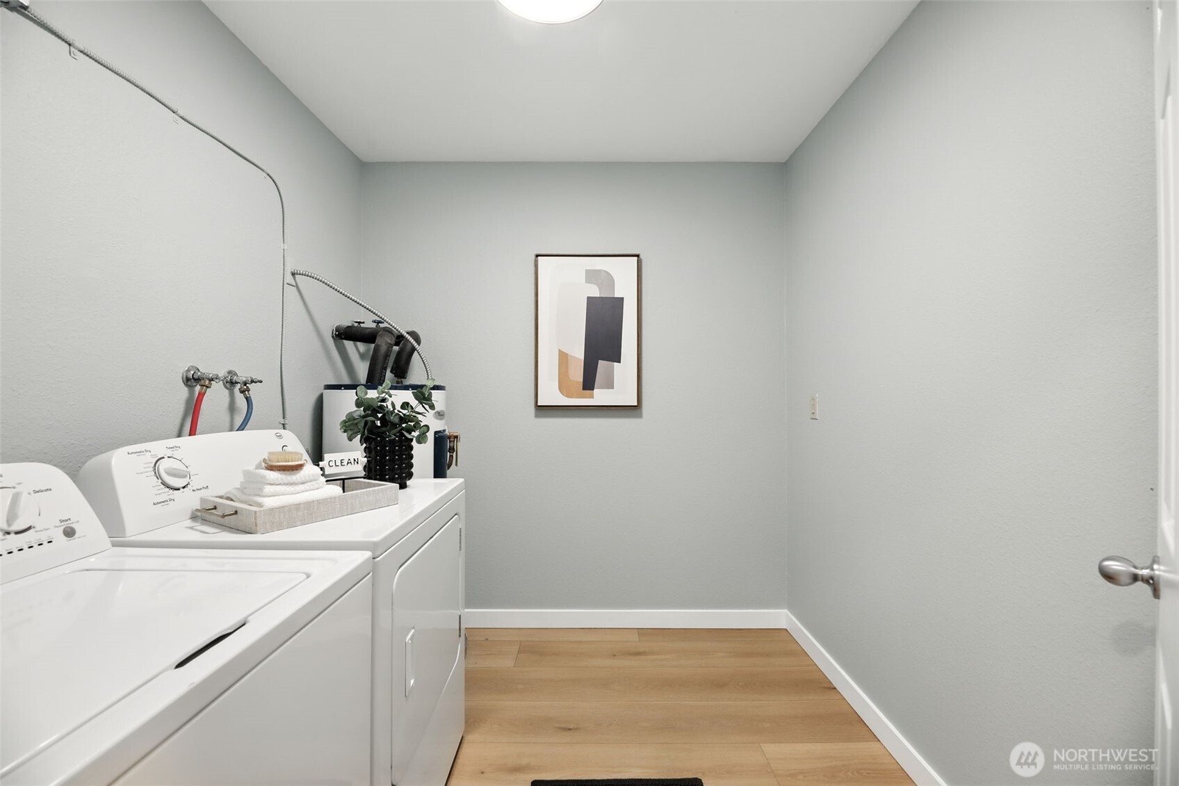 3233 NE 12th Street Unit: 207