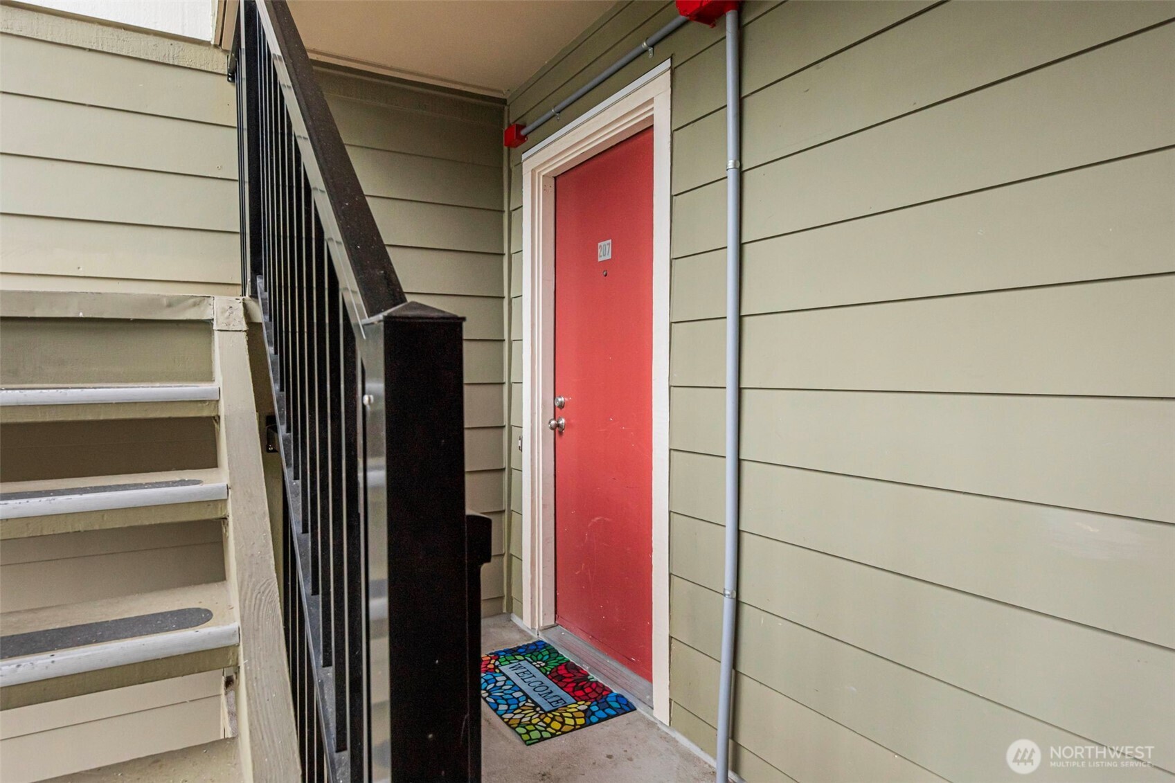 3233 NE 12th Street Unit: 207