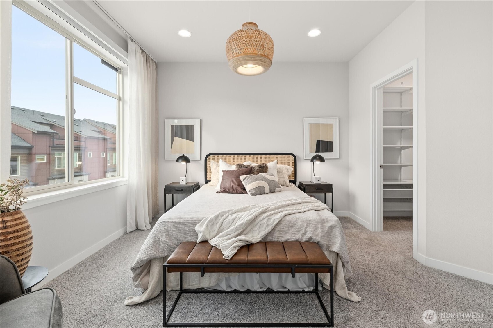 964 7th Avenue NE Unit: #2.4