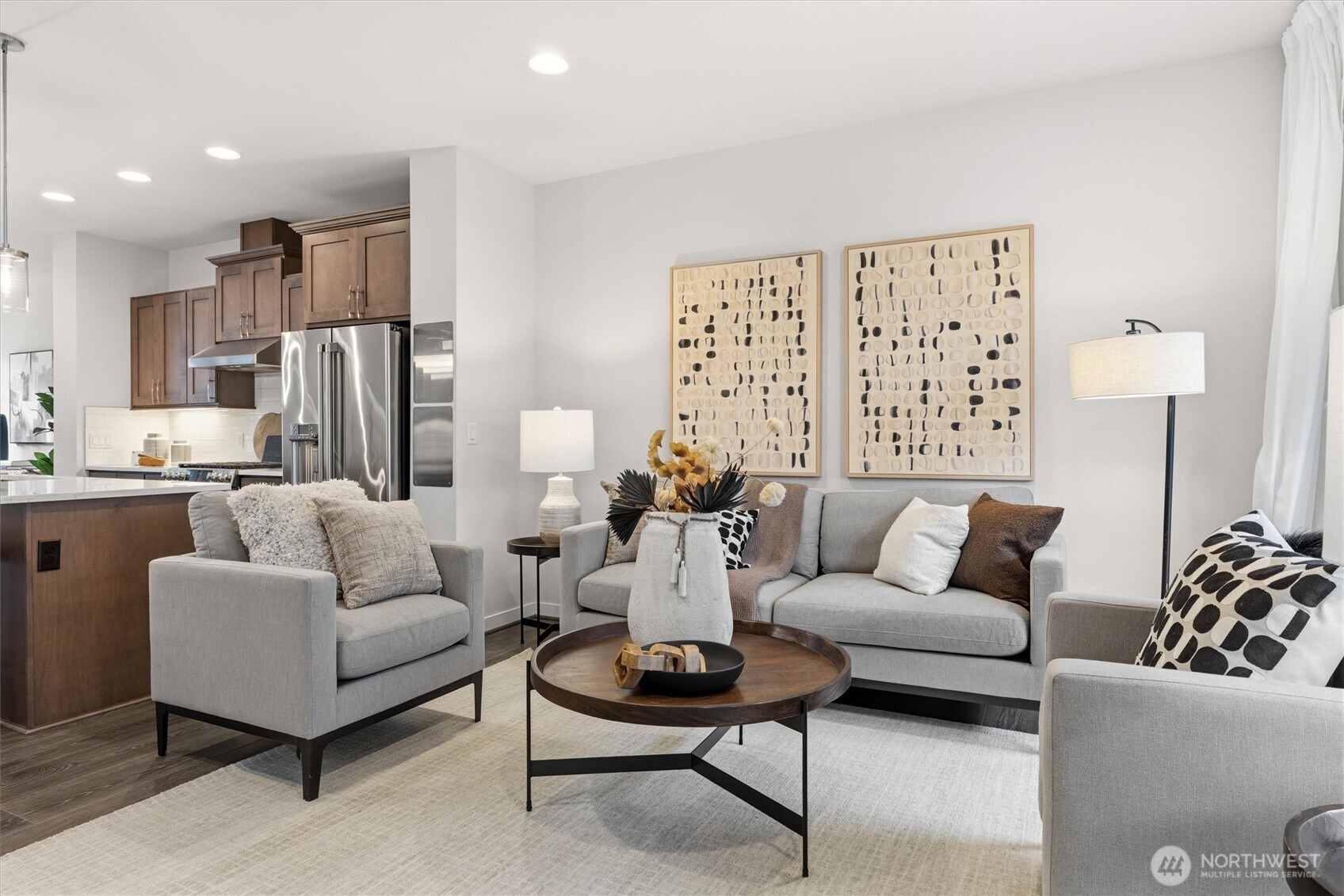 964 7th Avenue NE Unit: #2.4