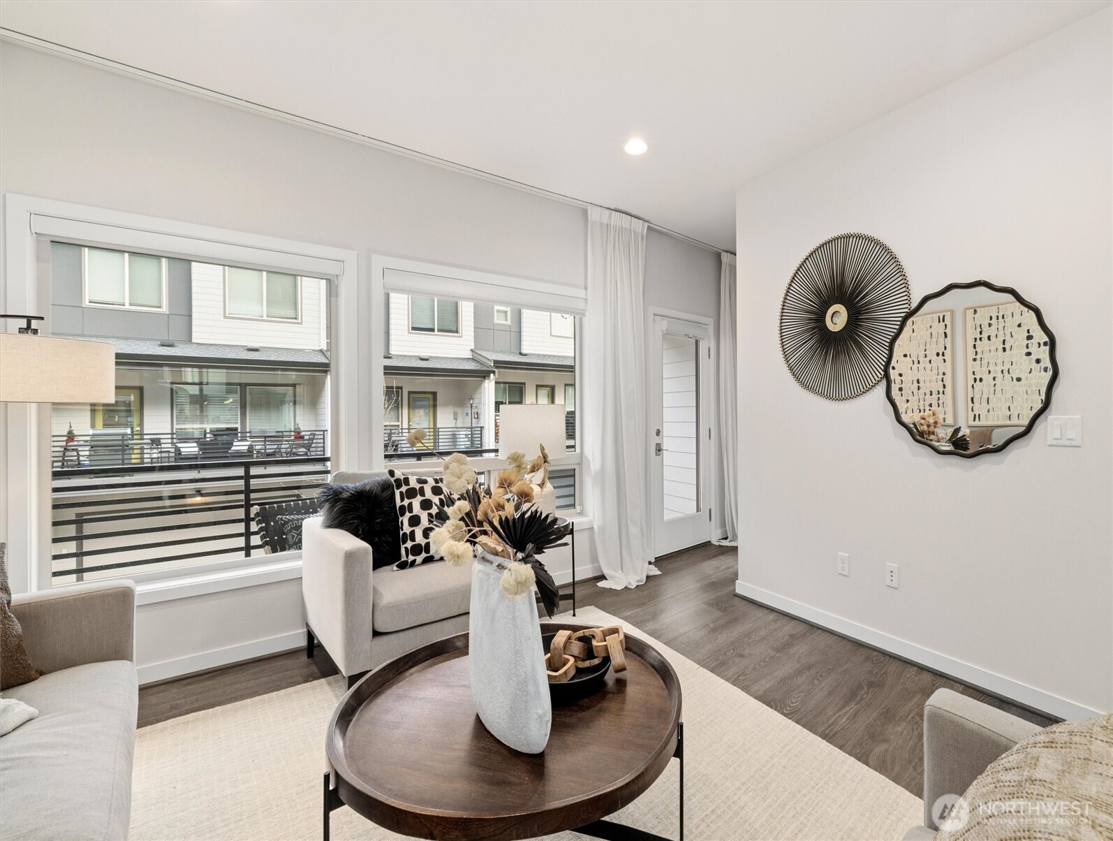 964 7th Avenue NE Unit: #2.4