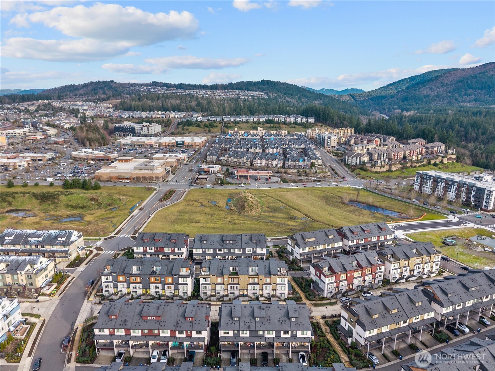 964 7th Avenue NE Unit: #2.4