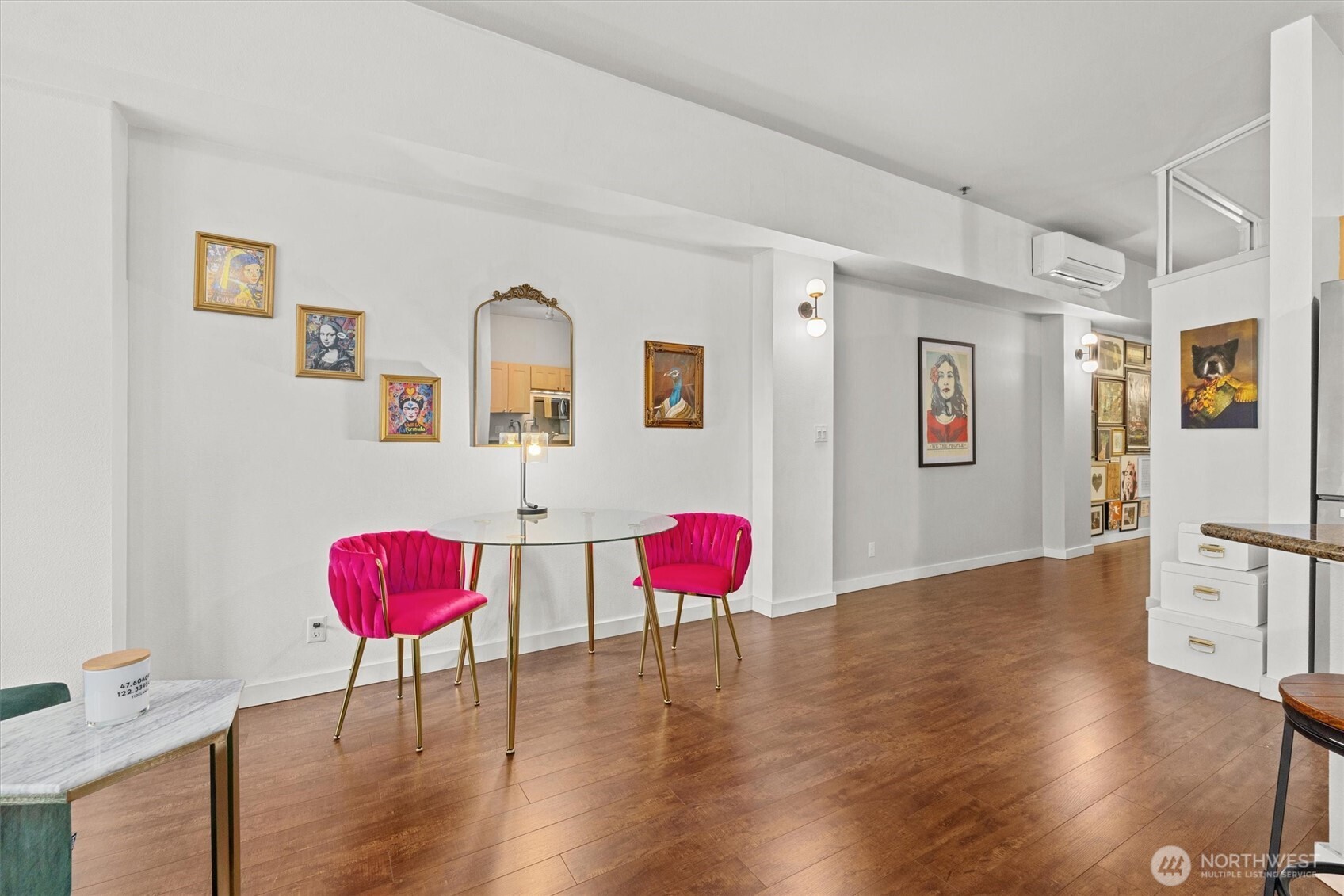 526 1st Avenue S Unit: 404