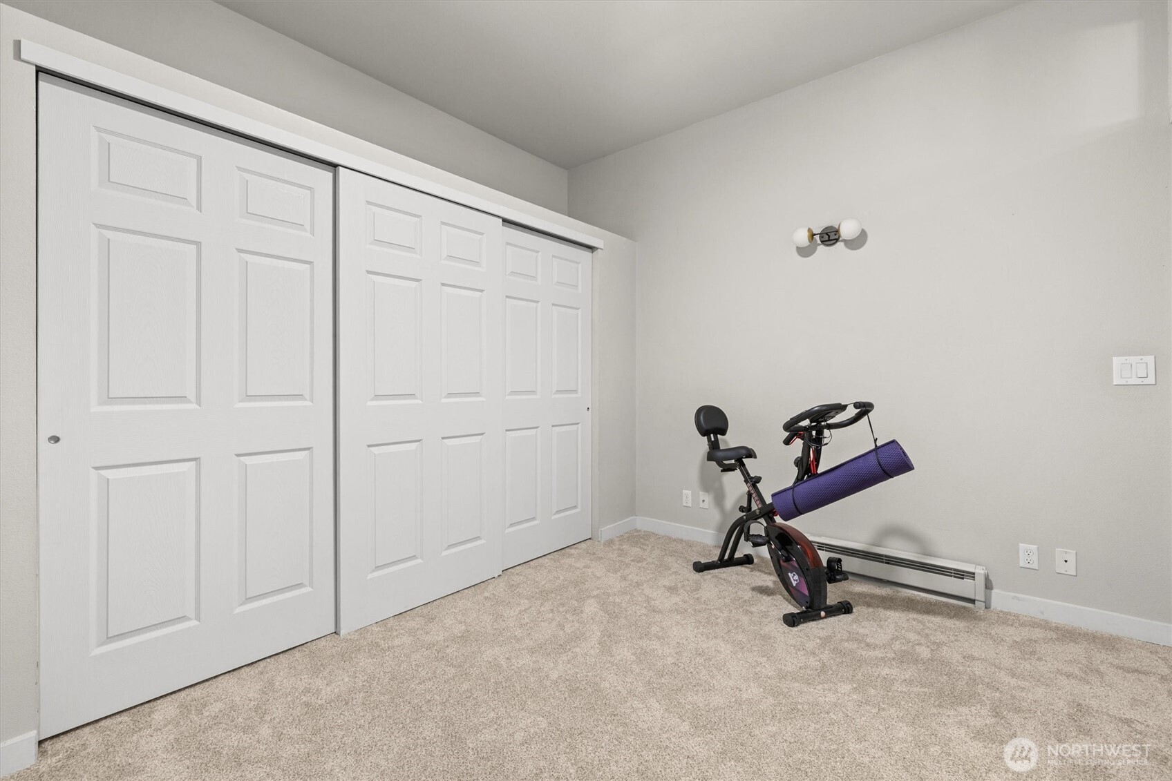 526 1st Avenue S Unit: 404