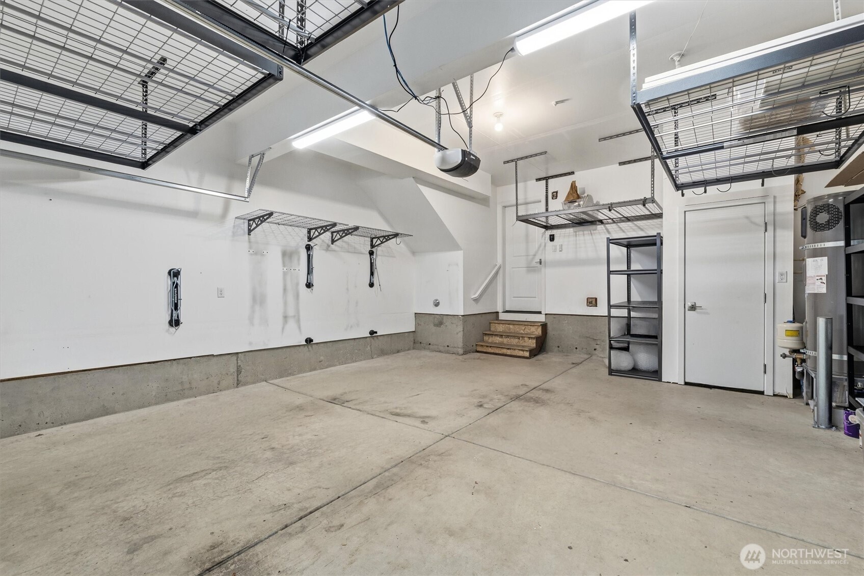 964 7th Avenue NE Unit: #2.4