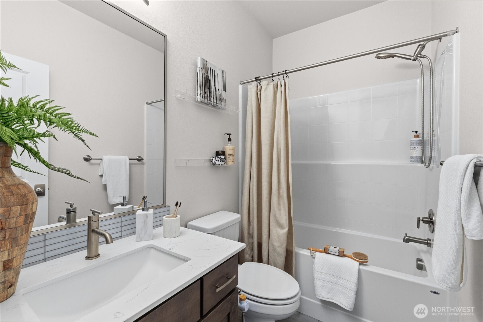 964 7th Avenue NE Unit: #2.4