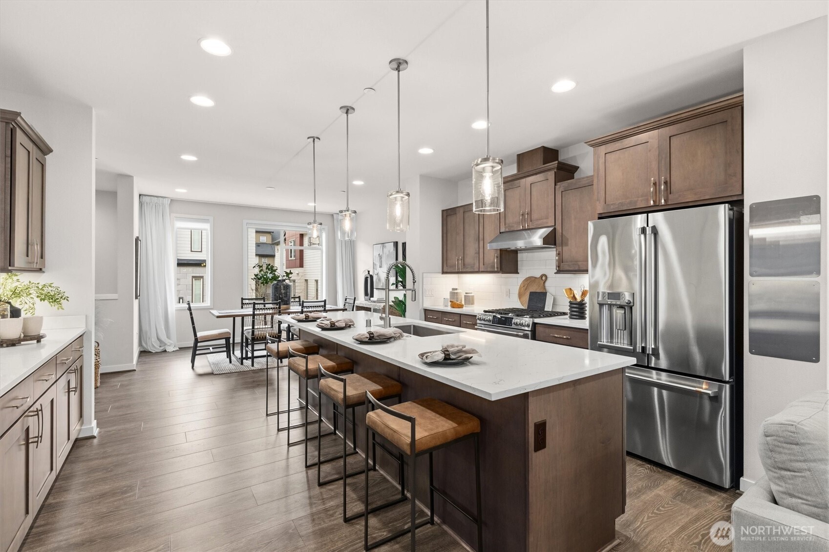 964 7th Avenue NE Unit: #2.4